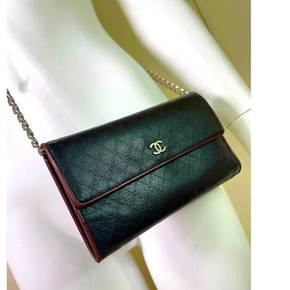 AUC Chanel Black Quilted Leather Diamond Stitched Continental Flap Wallet $2900